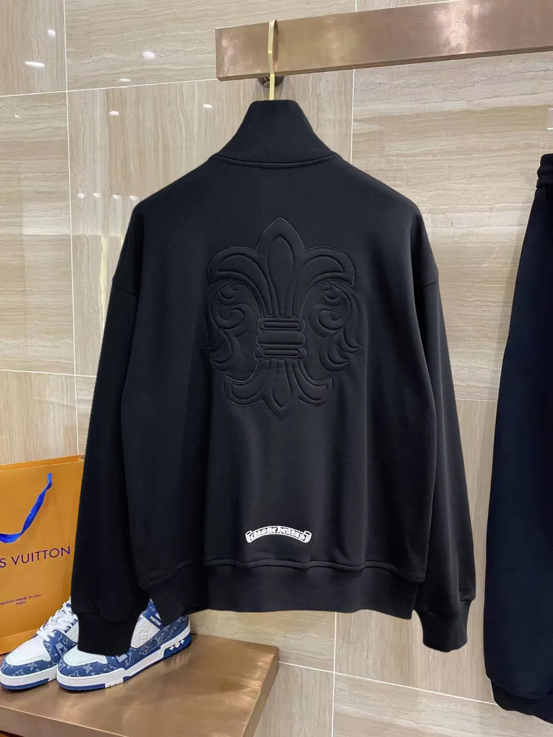 Same Style， ， 2026 New Arrival ，Original Premium Breathable ， ， ， Quality。 ， Sizes：M～3XL
